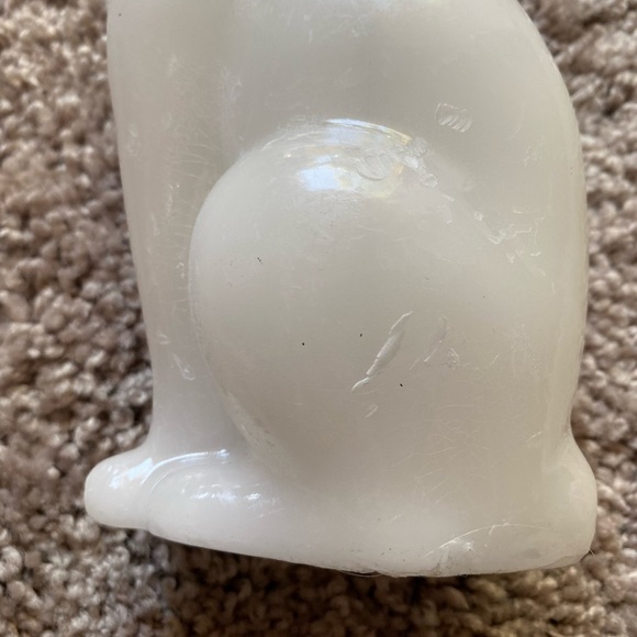 White Vintage Cat Candle - Picture 9 of 12